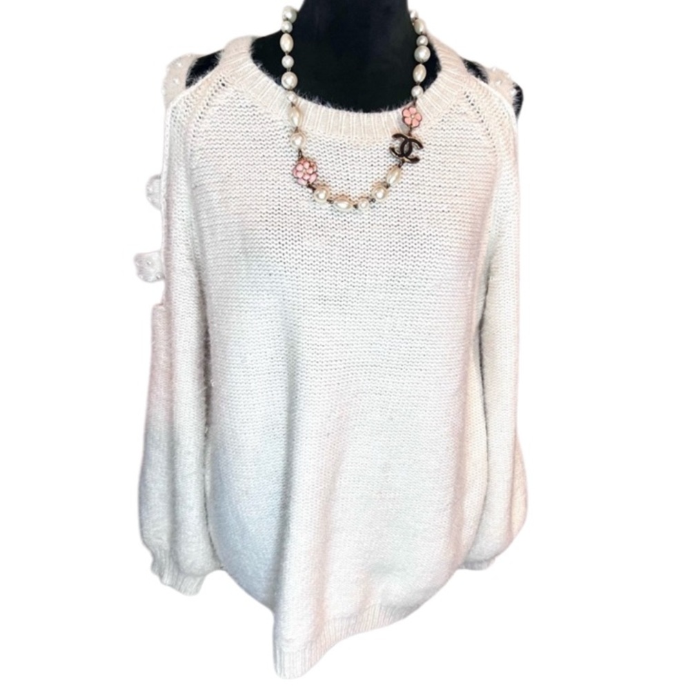 Easel Cream Pearl Cutout Sleeve Fuzzy Knit Sweater S/M - Picture 3 of 13